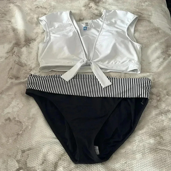 Bleu Rod Beattie Kore Tie Front Cap Sleeve Crop Swim Top and Bottom Size 14 - Picture 6 of 8